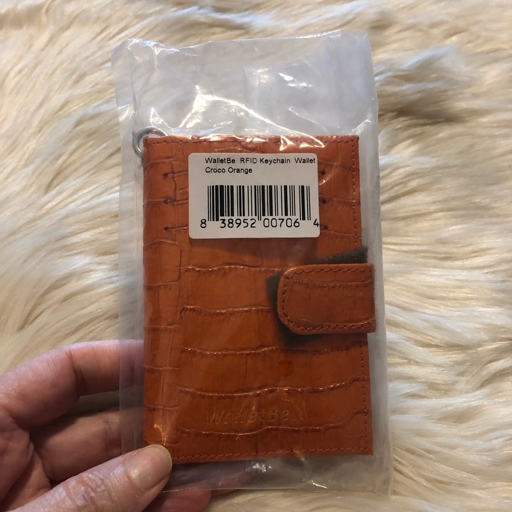 NWT Walletbe orange croco leather RFID keychain wallet